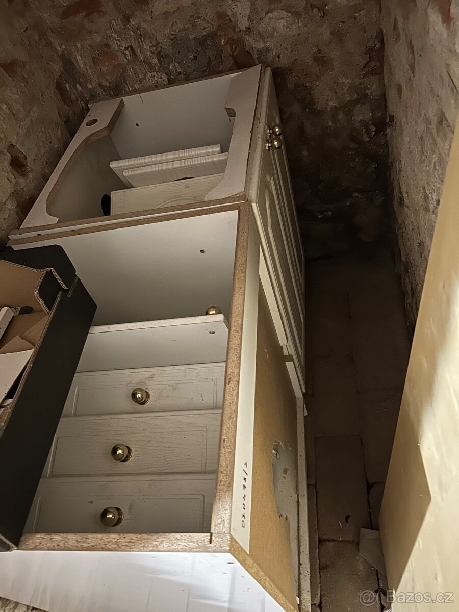 Spodní skříňky kuchyně - 2