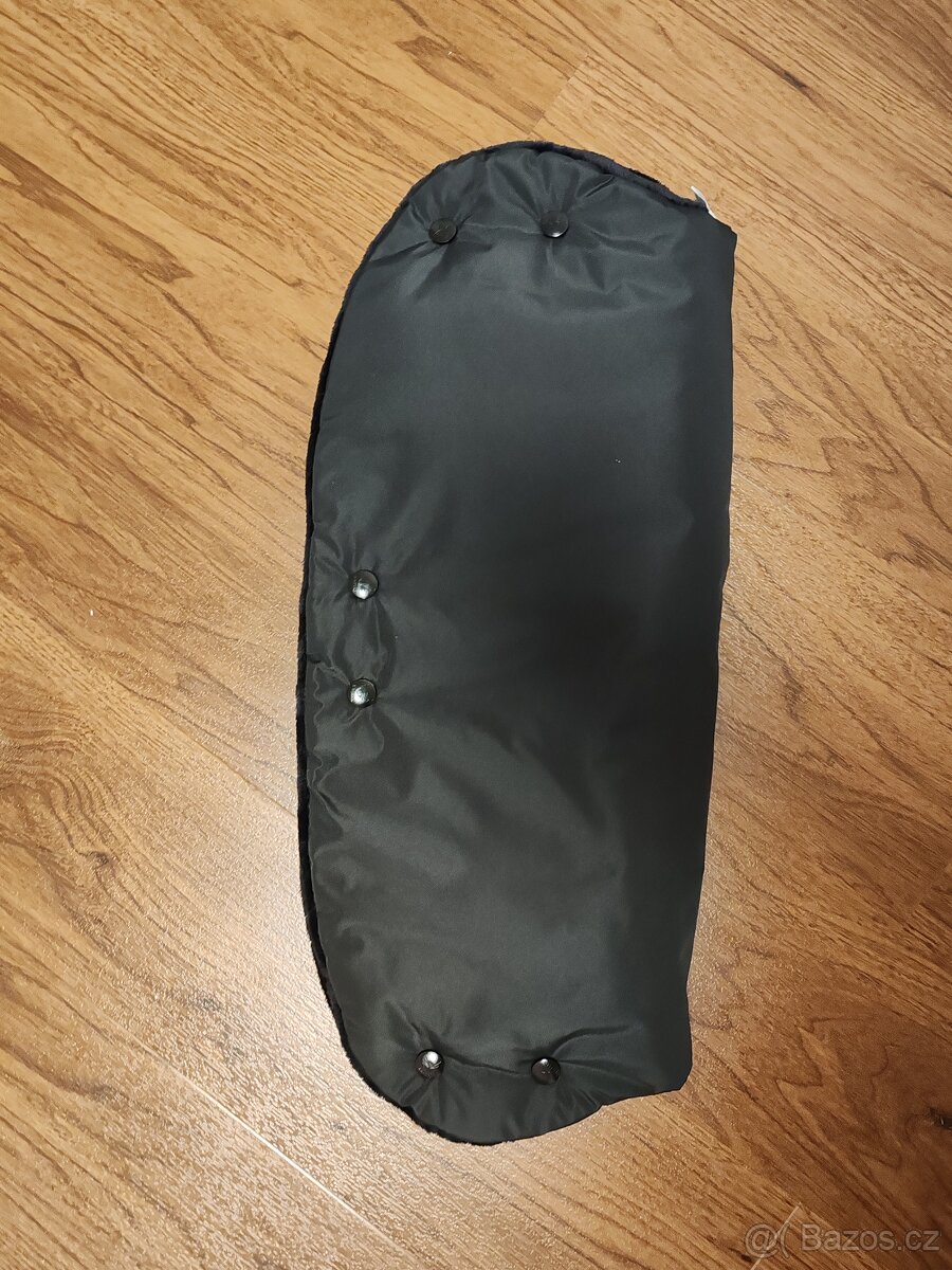 Esito rukávník ke kočárku Magna - 2