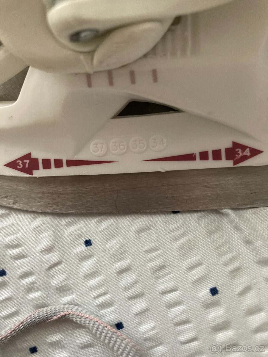 dívčí lední brusle - 2