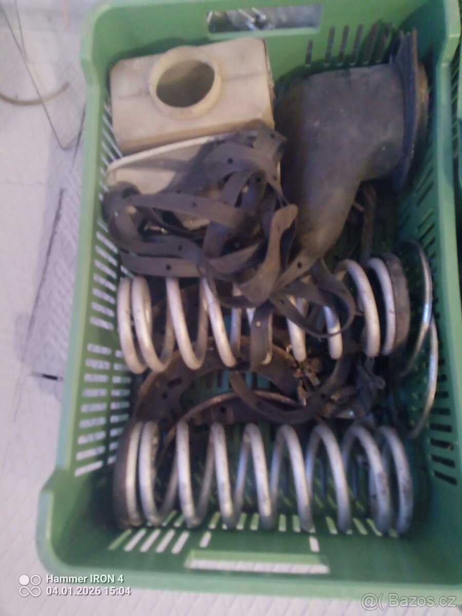 Auto Škoda veterán díly - 2