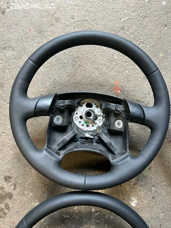 Nabízím nově renovované volanty VW T4,T5,T6 - 2