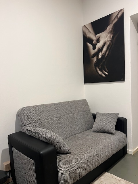 Minimalistický gauč - 2