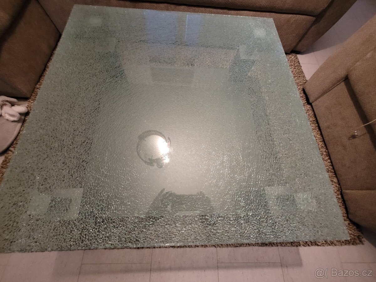 Konferenční stolek - 2