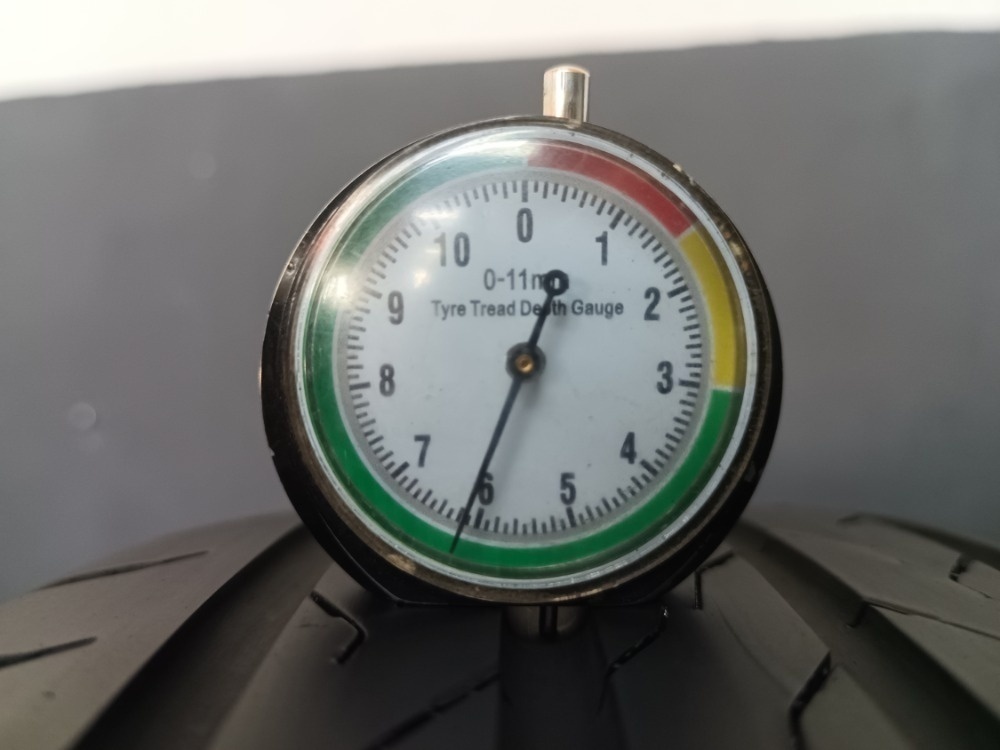 215/60 R17 CONTINENTAL (4022) - 2