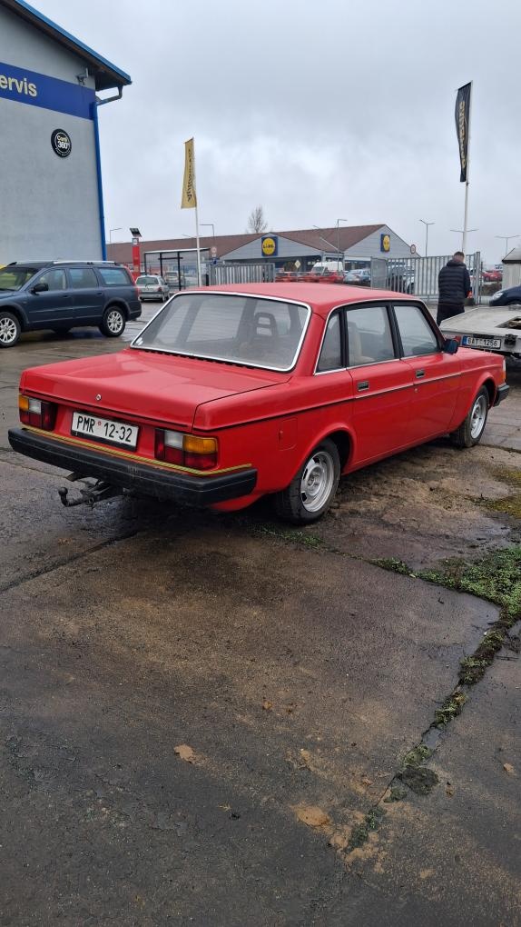 prodam Volvo 244 GL - 2