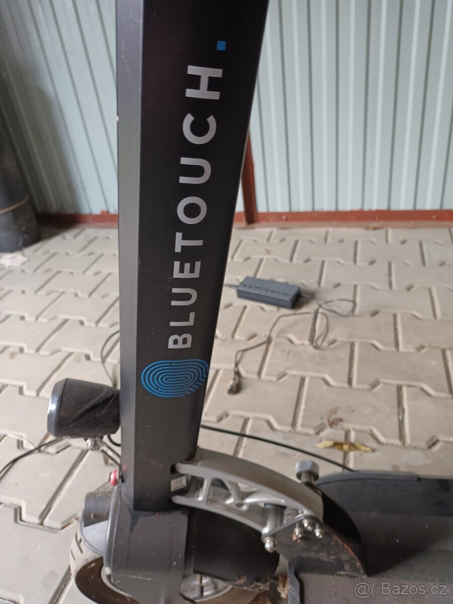 Elektrokoloběžka - 2