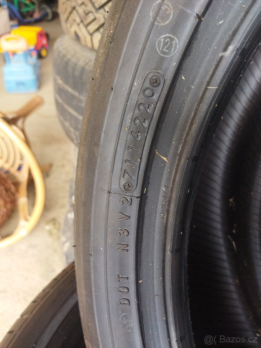 215/50 R18 Toyo nové pneu - 2