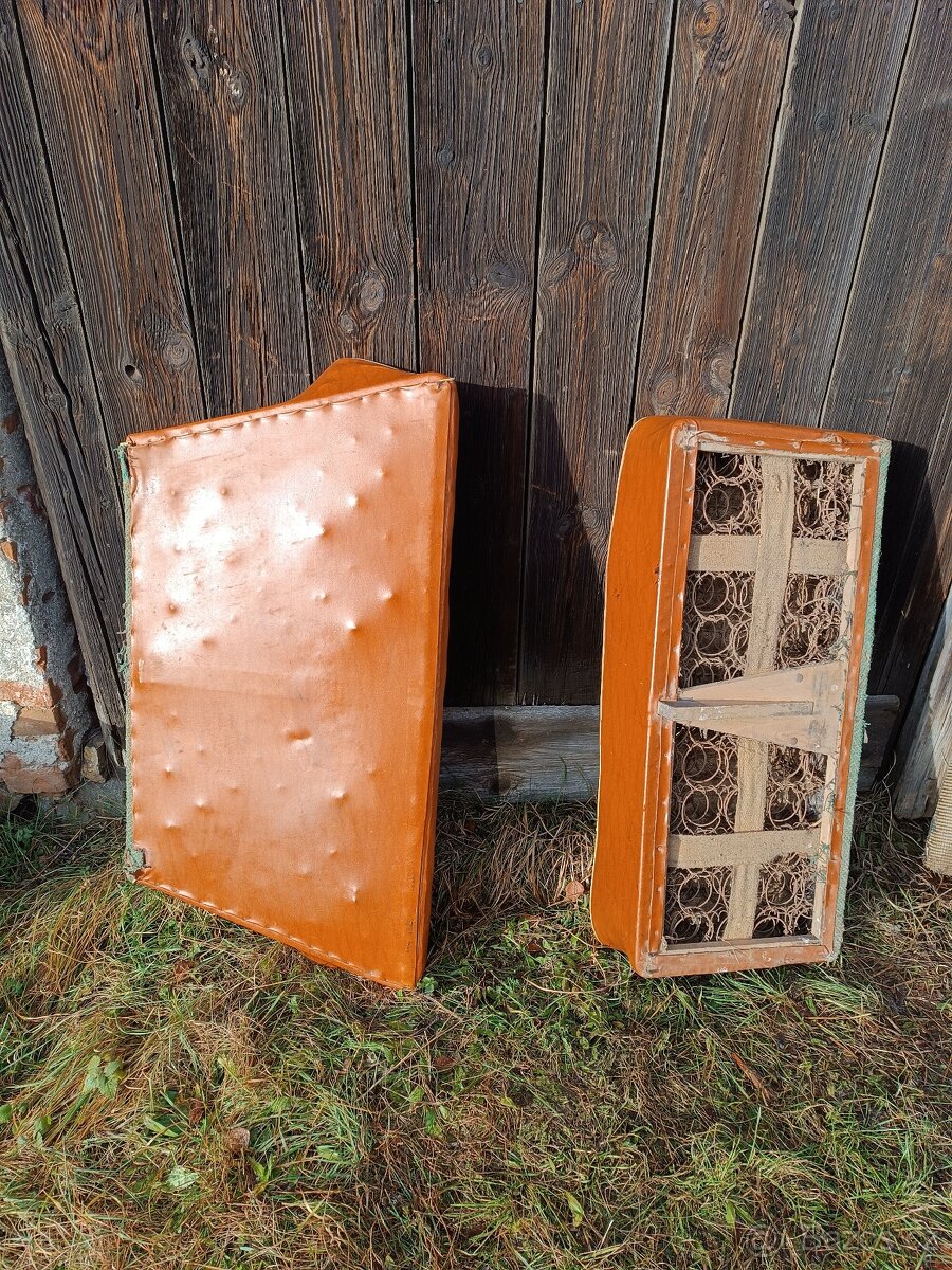 Sedačky na Aero Minor, nebo Škodu Tudor - 2