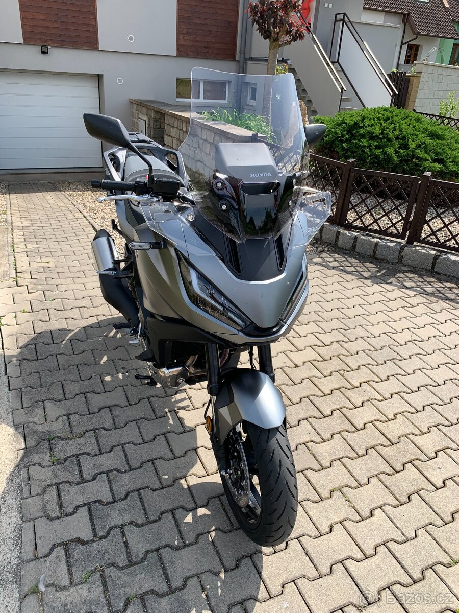 HONDA NT 1100 - 2