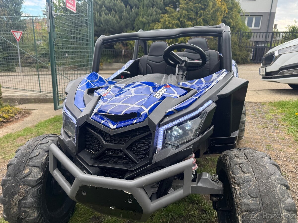 Dětské elektro auto. - 2