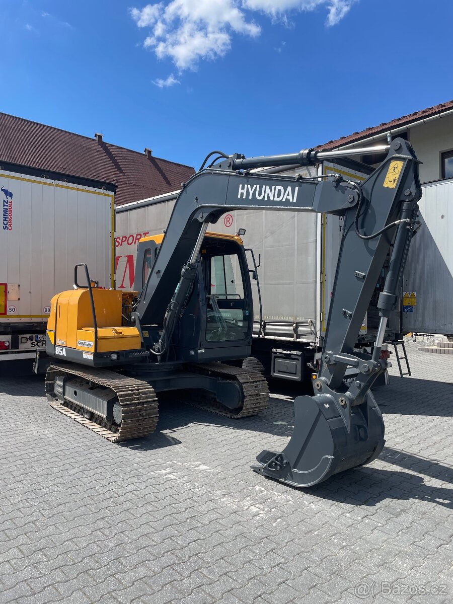 Hyundai Robex 85a- novy - 2