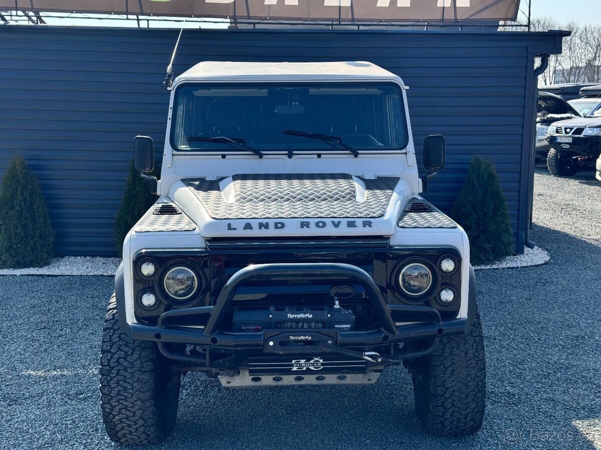 Land rover Defender 2,4 - 2