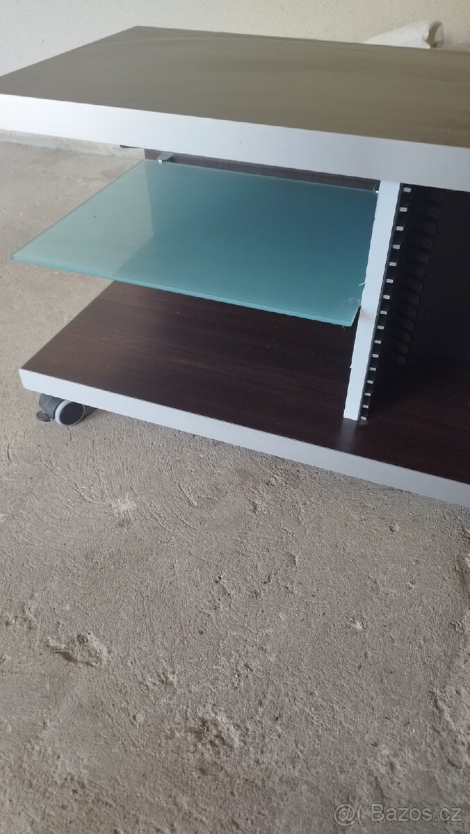 Tv stolek - 2