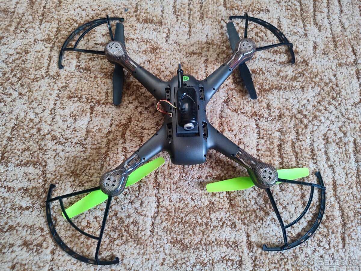 Dron s kamerou - 2