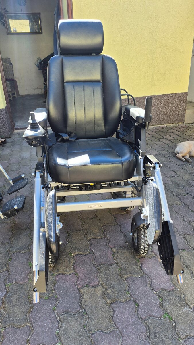 elektrický invalidní vozík - 2