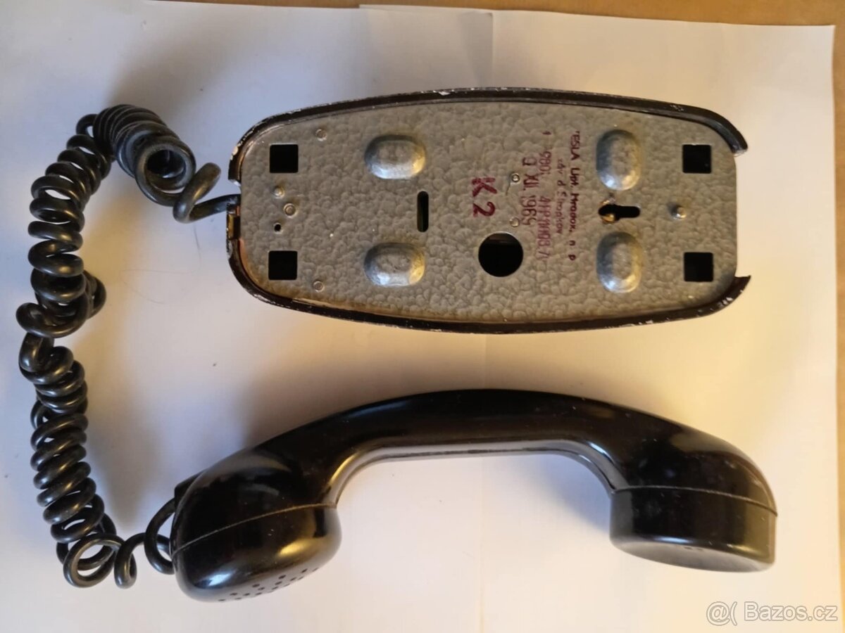 Bakelitové telefony Tesla - 2