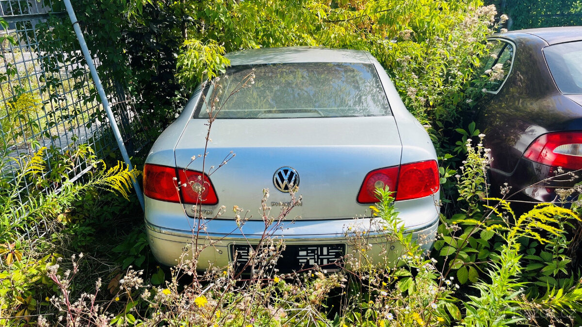 Volkswagen Phaeton - 2