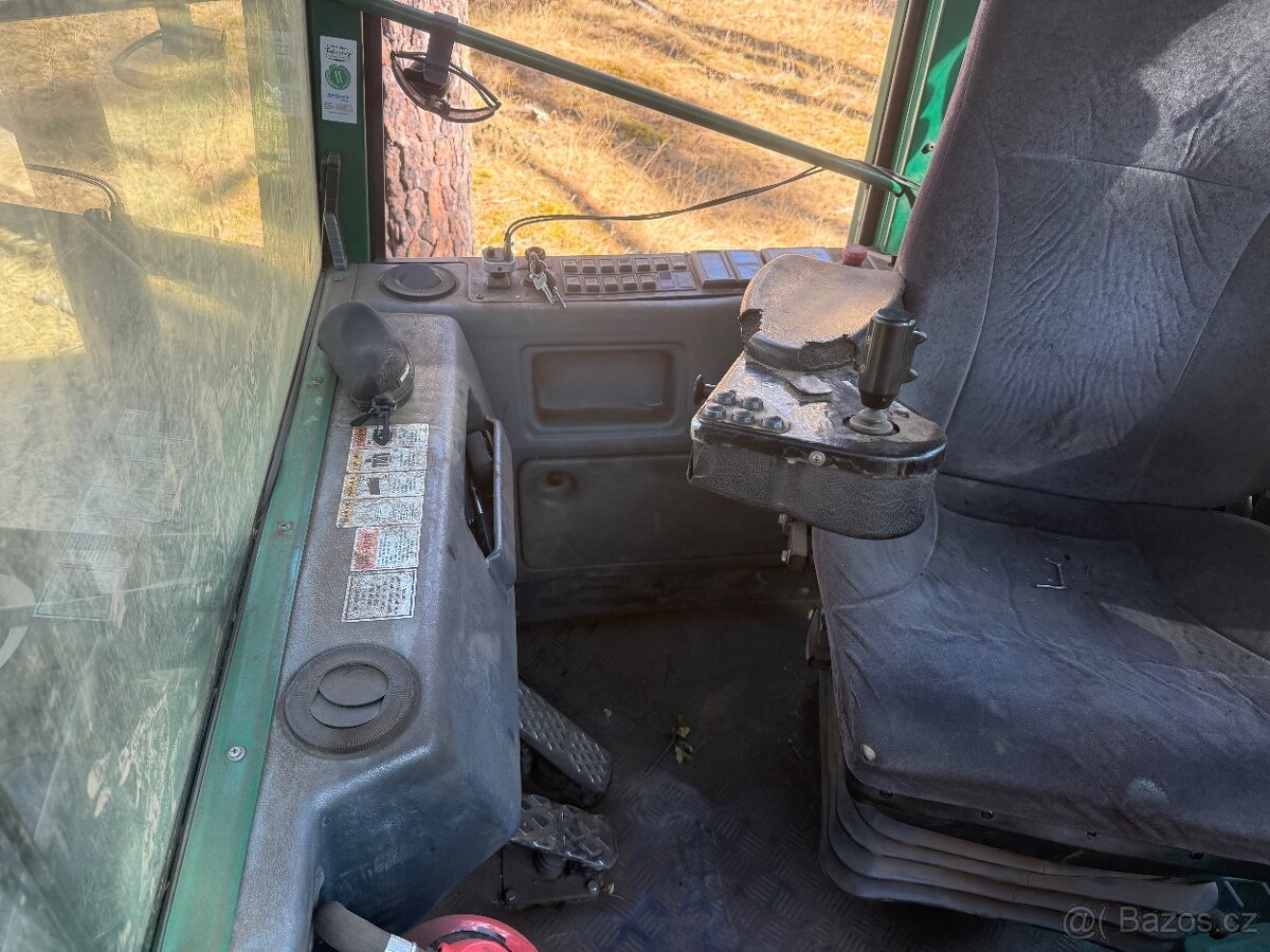 Timberjack 1010B - 2