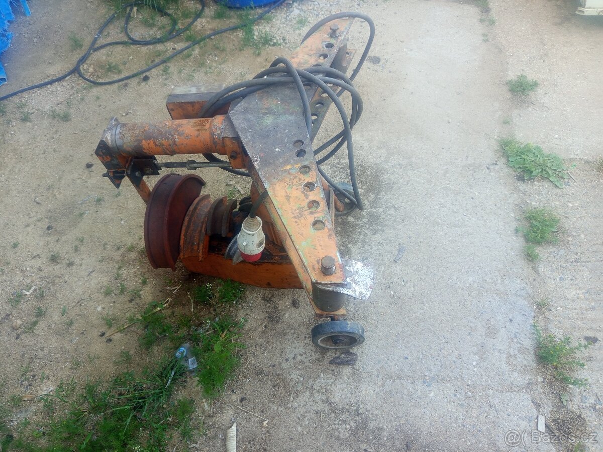 Ohýbačka trubek hydraulicka - 2