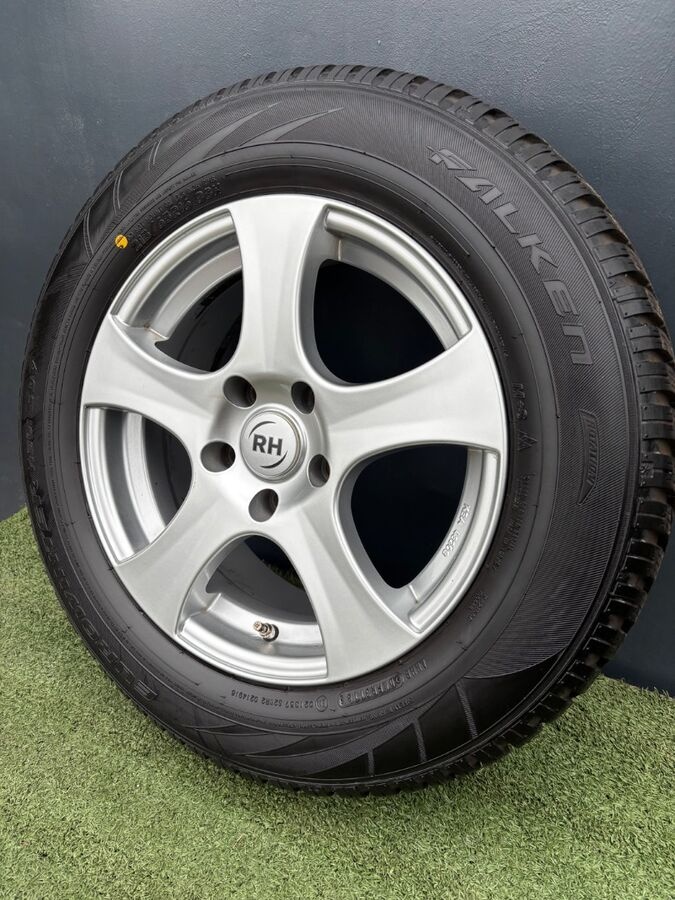 Zimní sada 5x114,3 215/65/16 98H - 2
