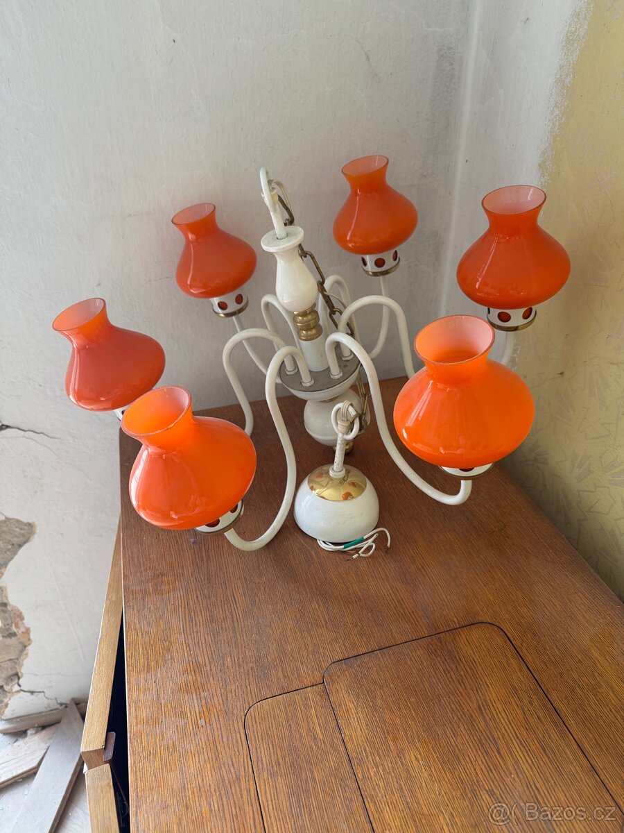 Retro lustr - 2