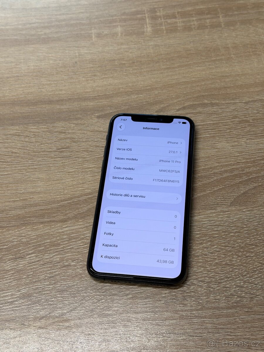 iPhone 11 pro 64GB (baterie 100%) - 2