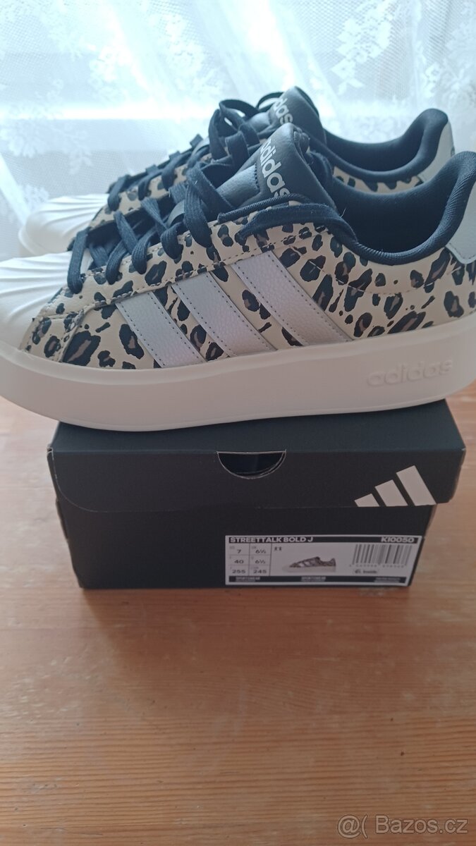 Prodám dámské boty zn.Adidas - 2