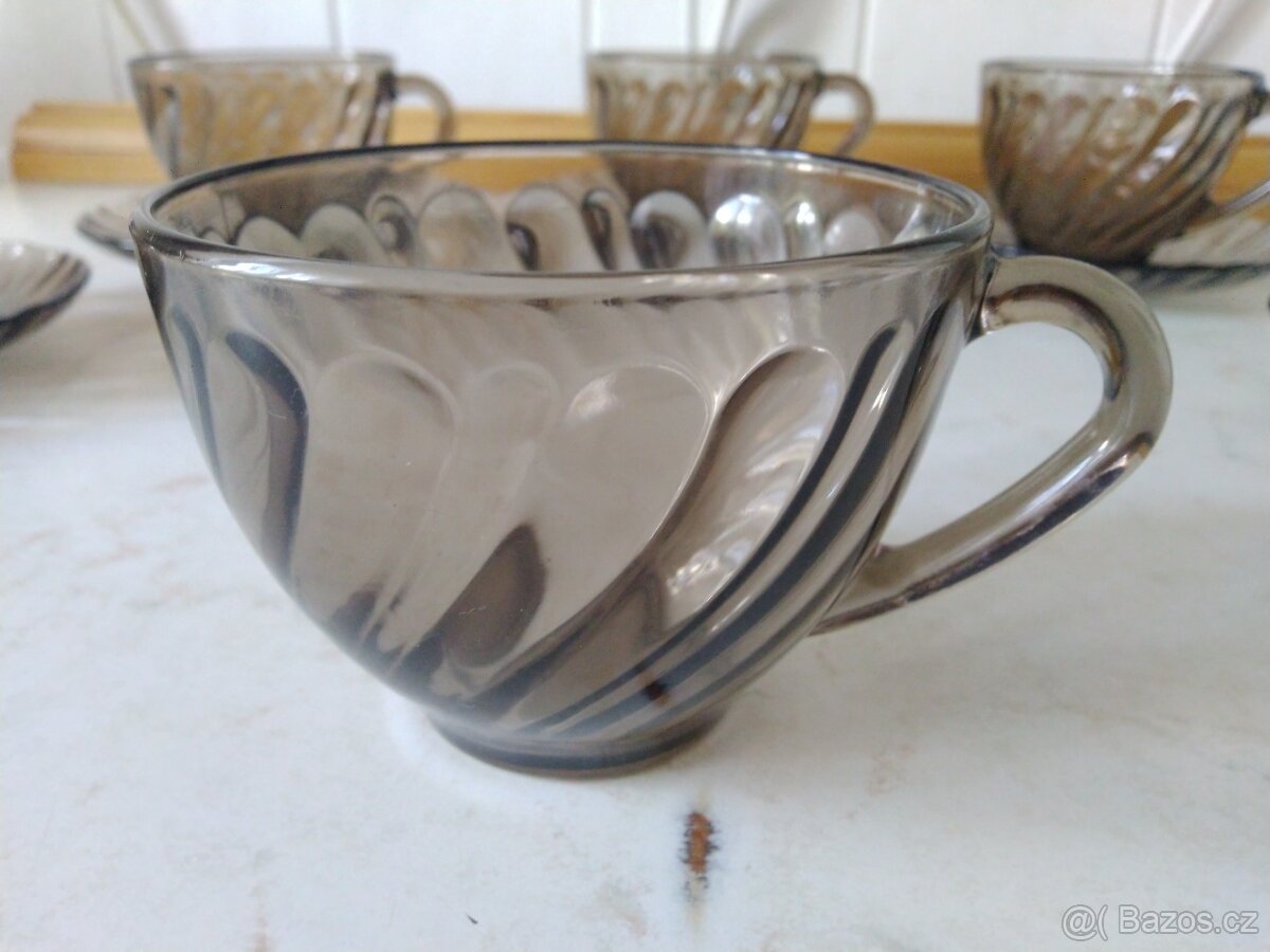 Hrnek, podšálek a dezertní talíř Arcoroc Francie - 2