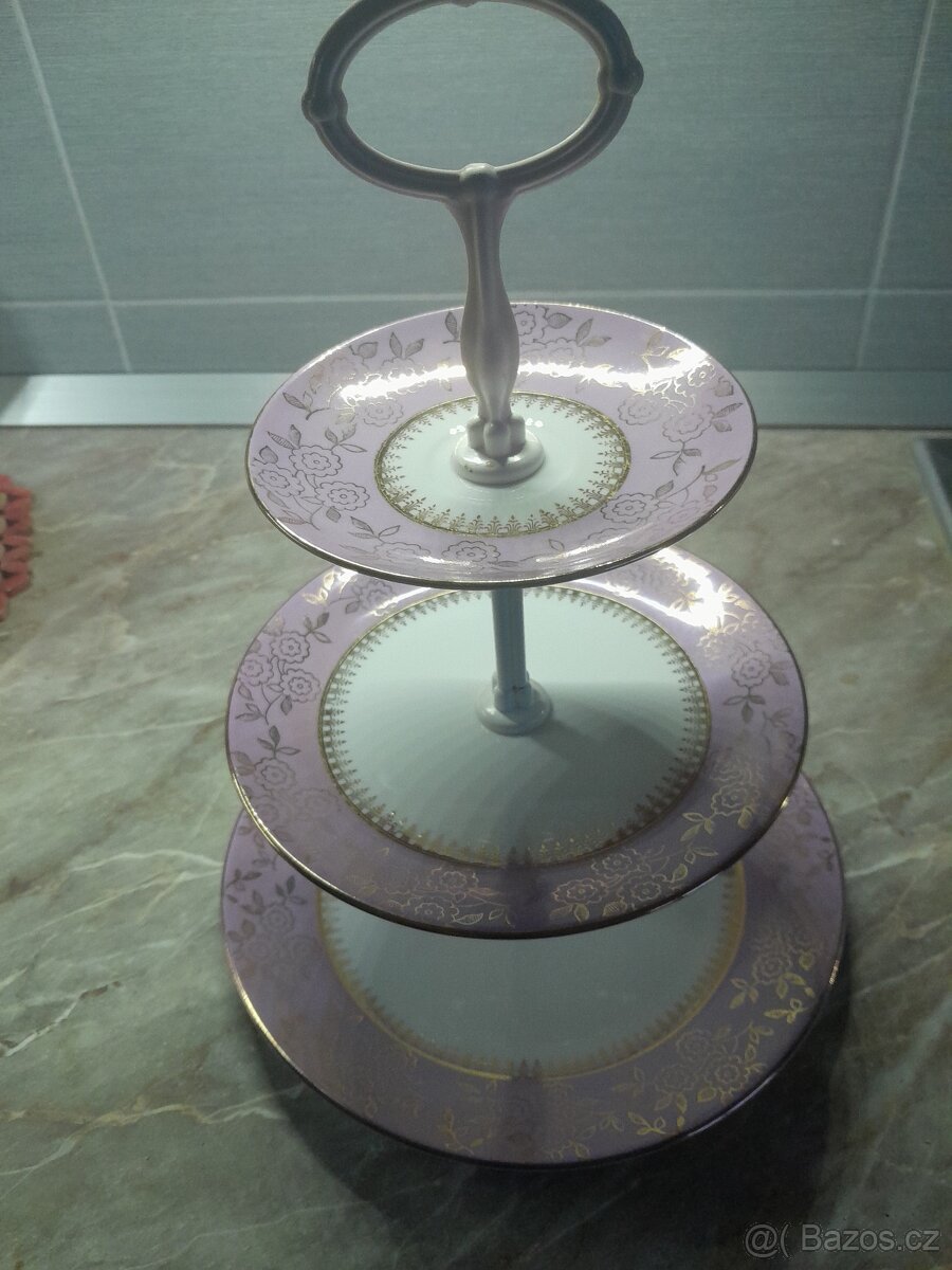 Poschodovy talíř - 2