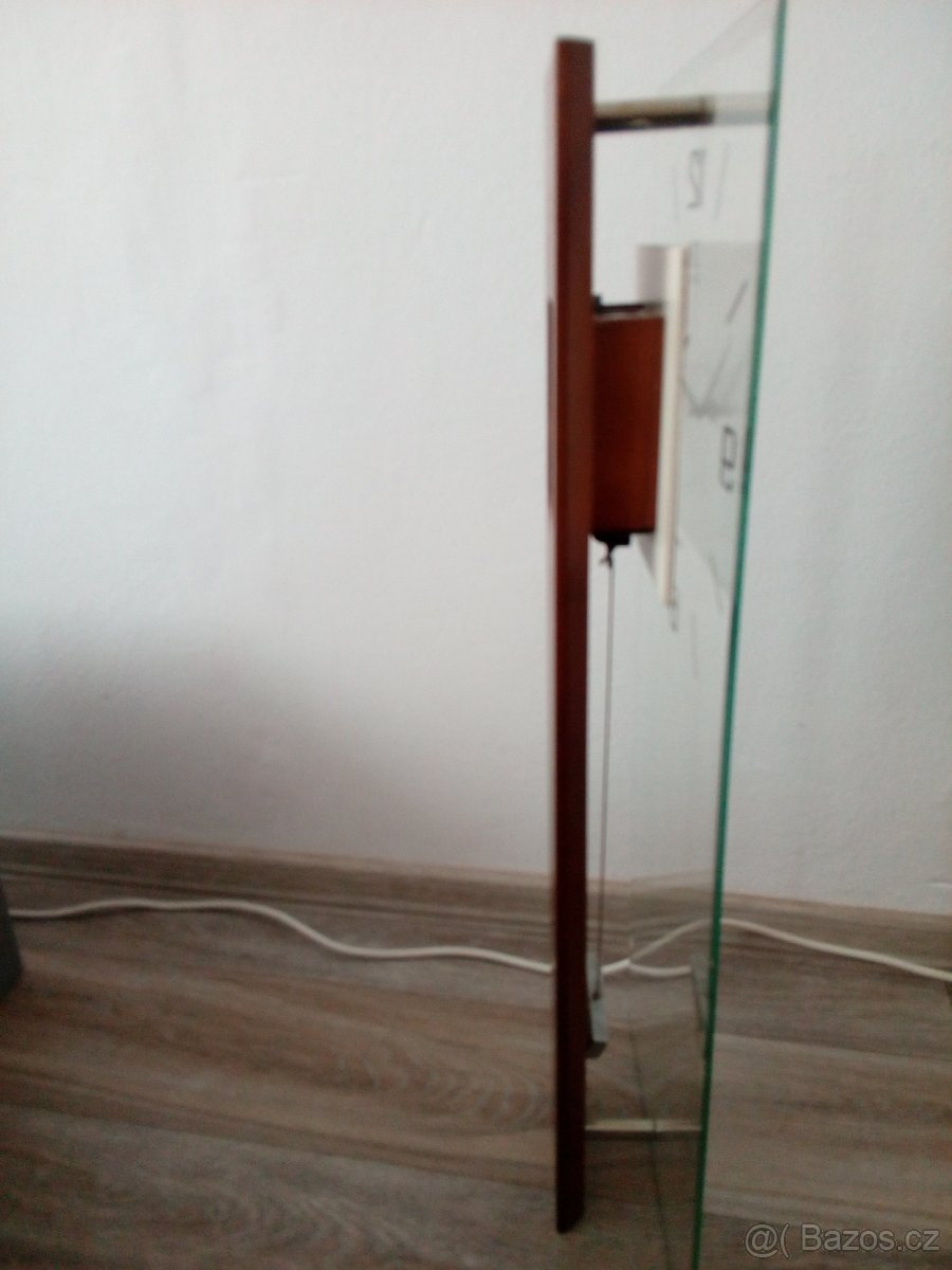 velké nástěnné kyvadlové hodiny - 2