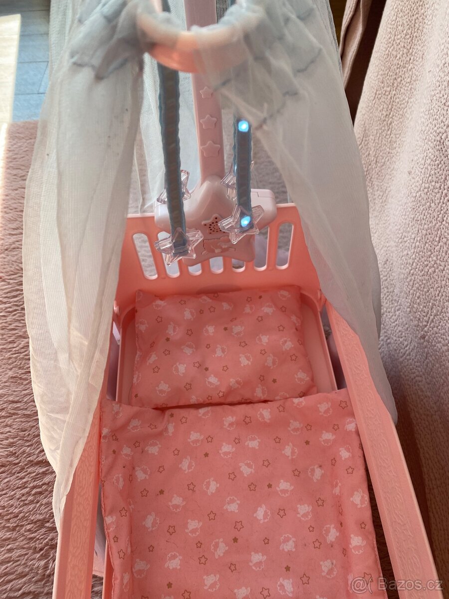 Postýlka pro panenku - 2