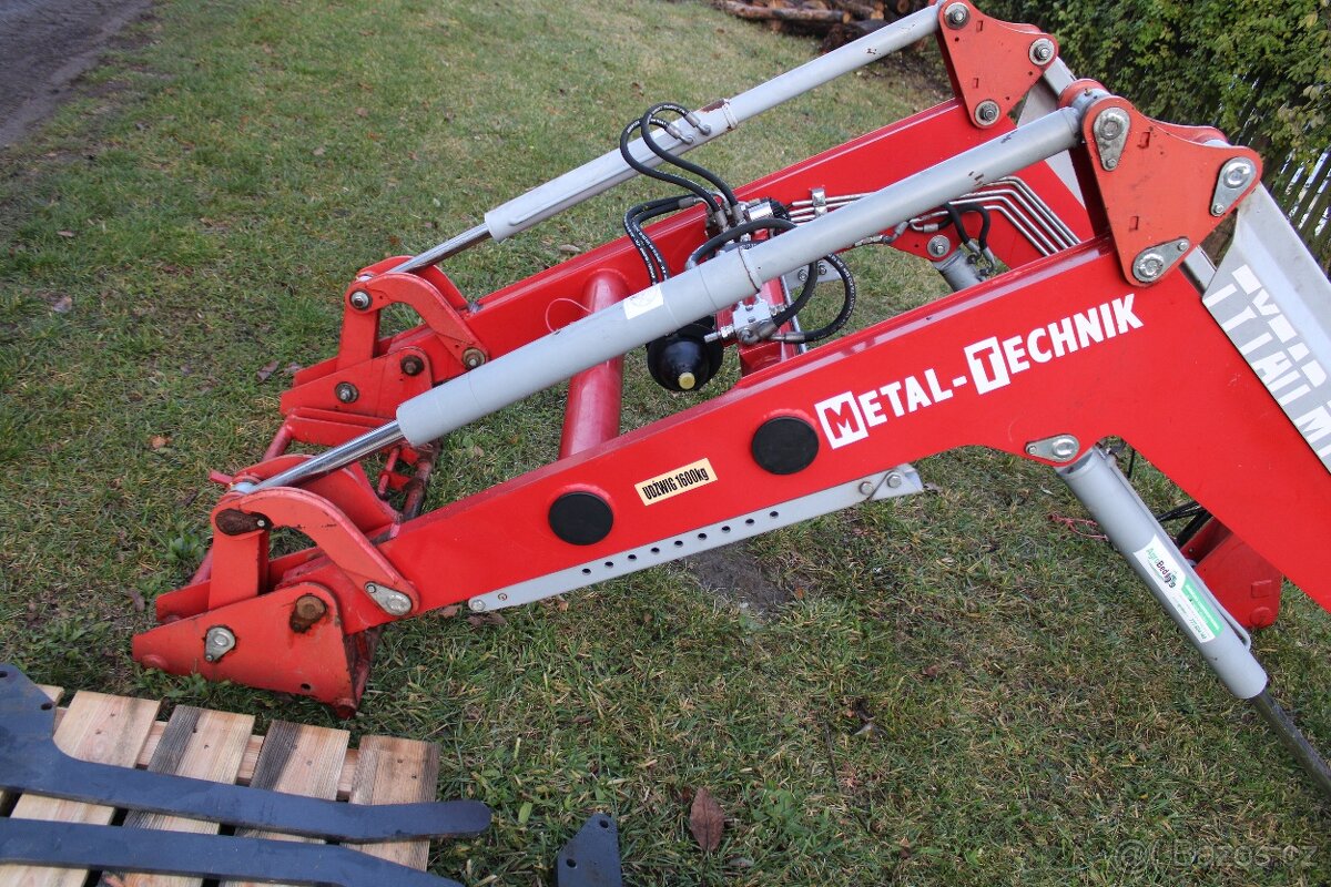 Čelní nakladač Metal technik tytan mt 02 výborný stav - 2