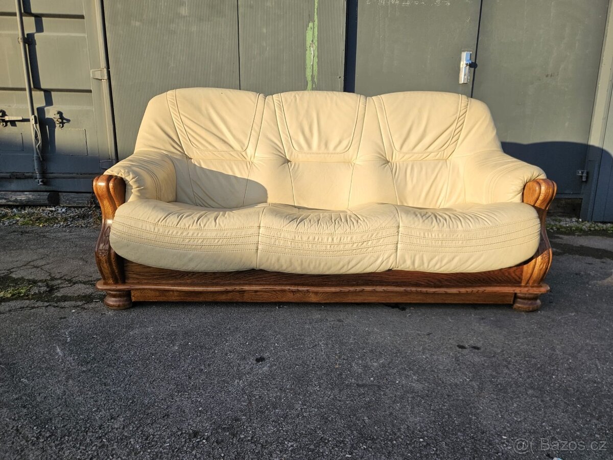 Sedačka kožená, třímístná - 2