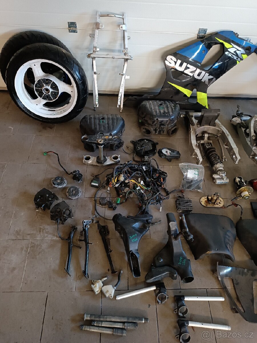 Díly Suzuki GSX-R 600,750 r.v2001-2003 - 2