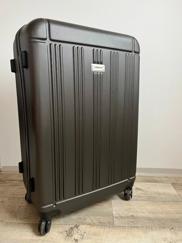 Velký skořápkový cestovní kufr Torrente Couture - 2