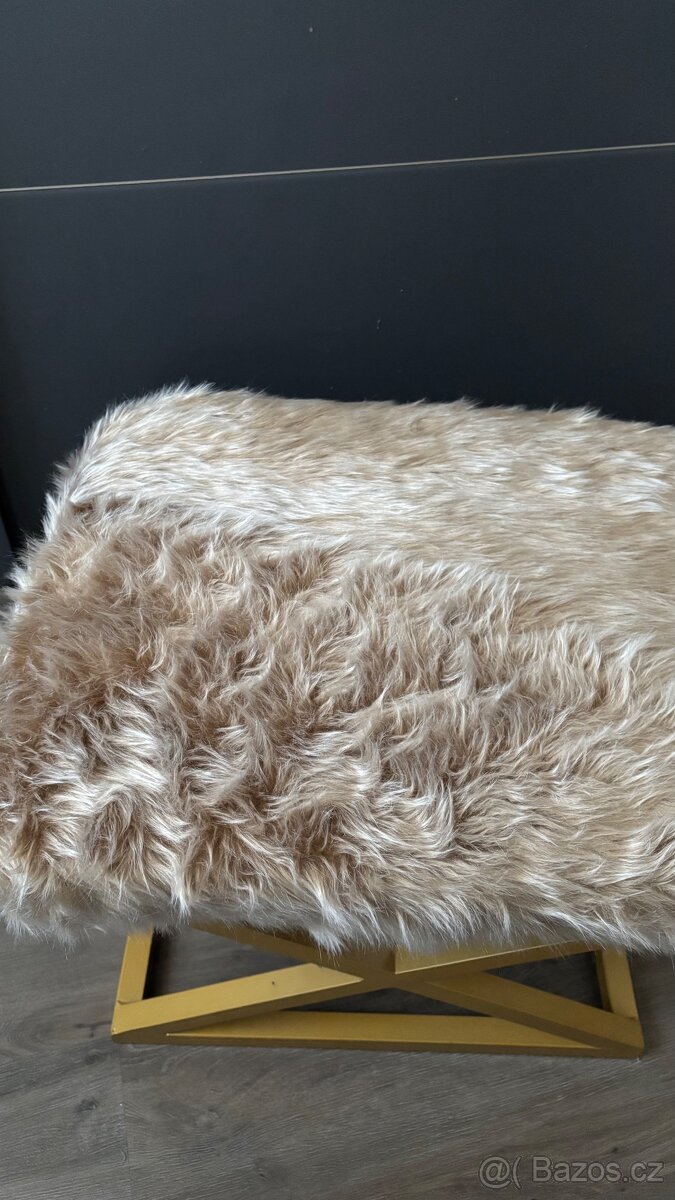 taburet/stoleček s plyšovým potahem - 2