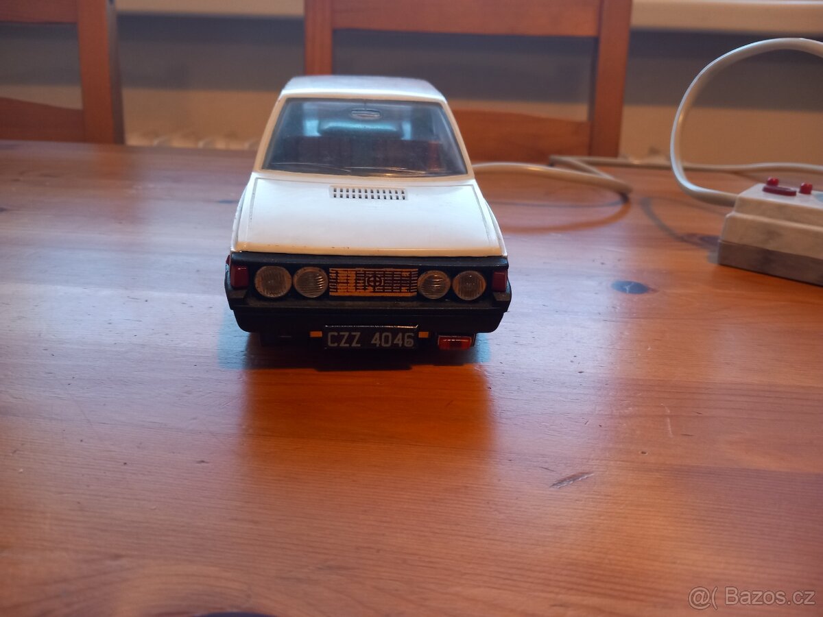 Polonez na bowden, retro autíčko - 2