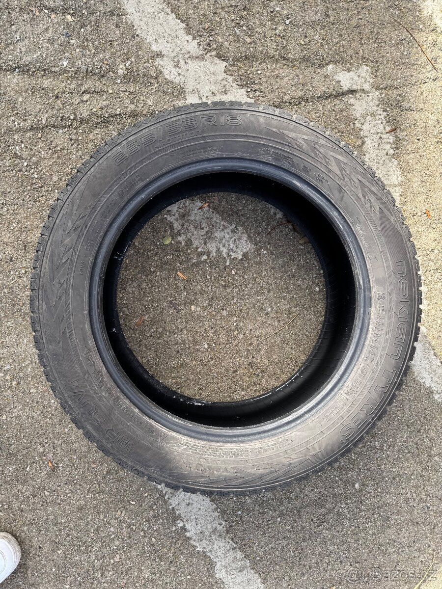 Zimní pneu 235 55 R18 Nokian - 2