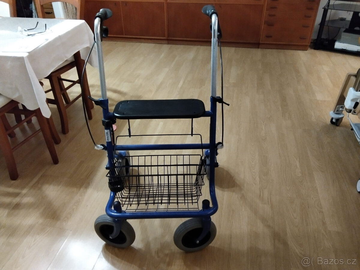 Chodítko pro seniory - 2