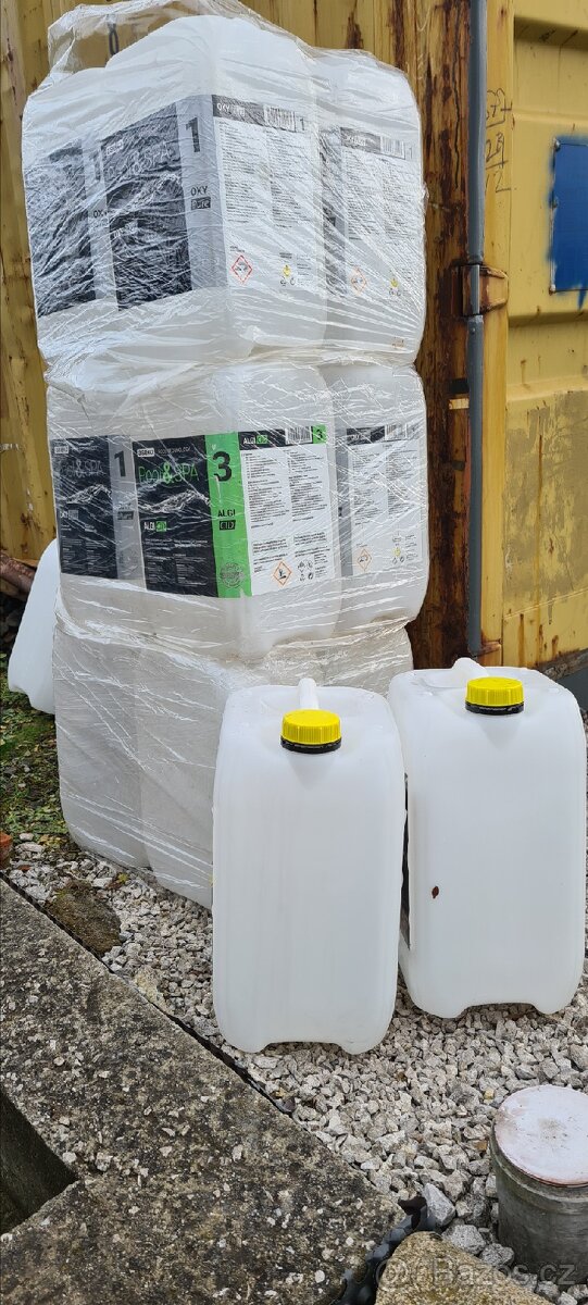 Plastové kanystry 20l - 2