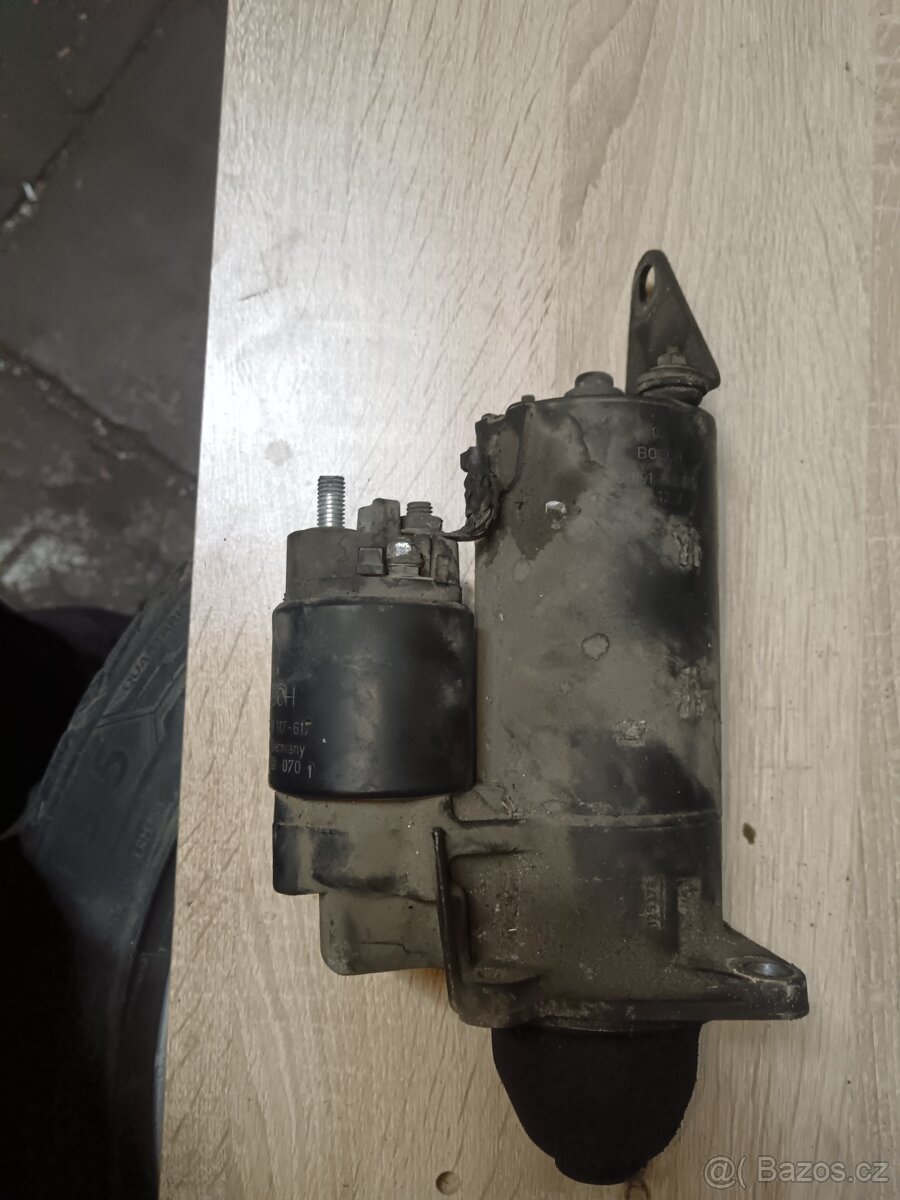 E36 M50B25 startér Bosch - 2