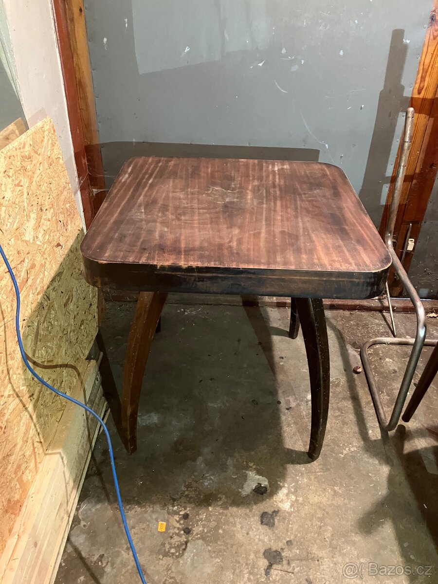 Stolek Halabala Pavouk - 2