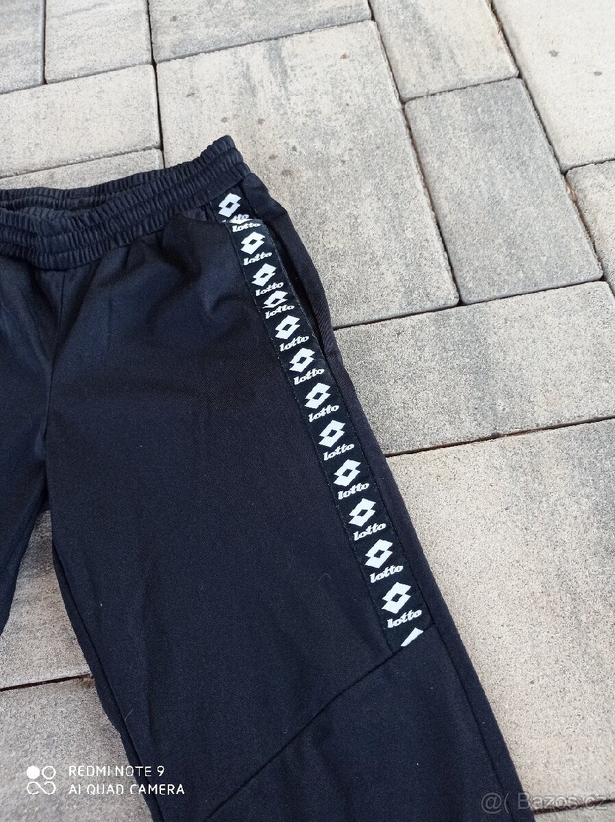 Dívčí tepláky Lotto 134/140 - 2