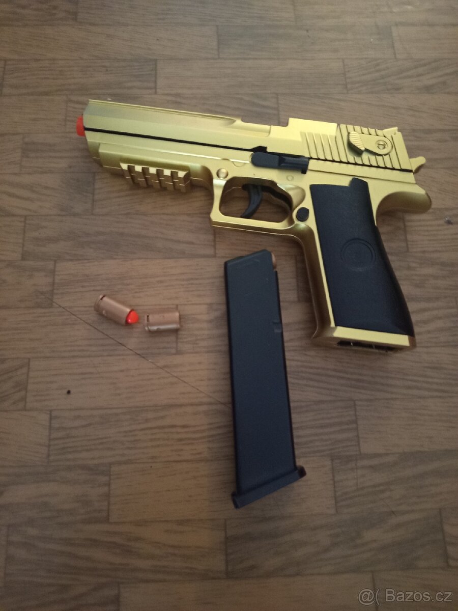 Desert EAGLE zlatej - 2