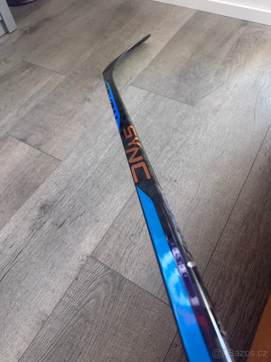 Bauer Nexus Sync, Sr 77 flex levá - 2