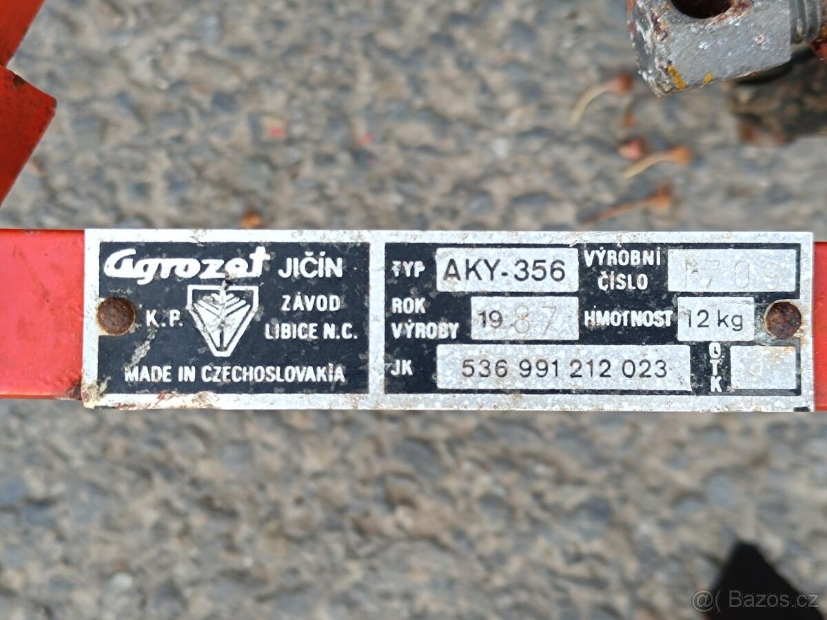 Radličkový kypřič terra vari - 2