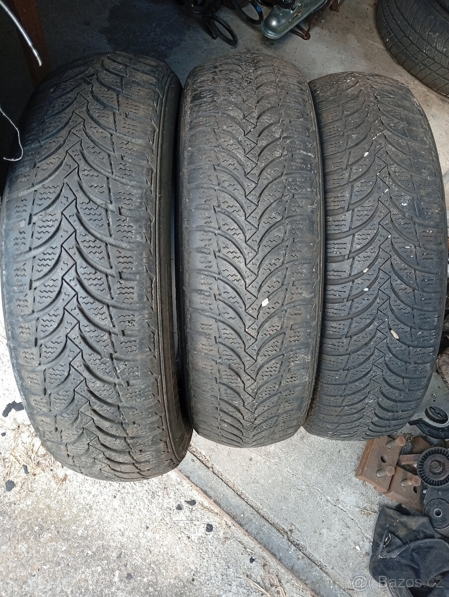pneu zimní 165/70R14 - 2