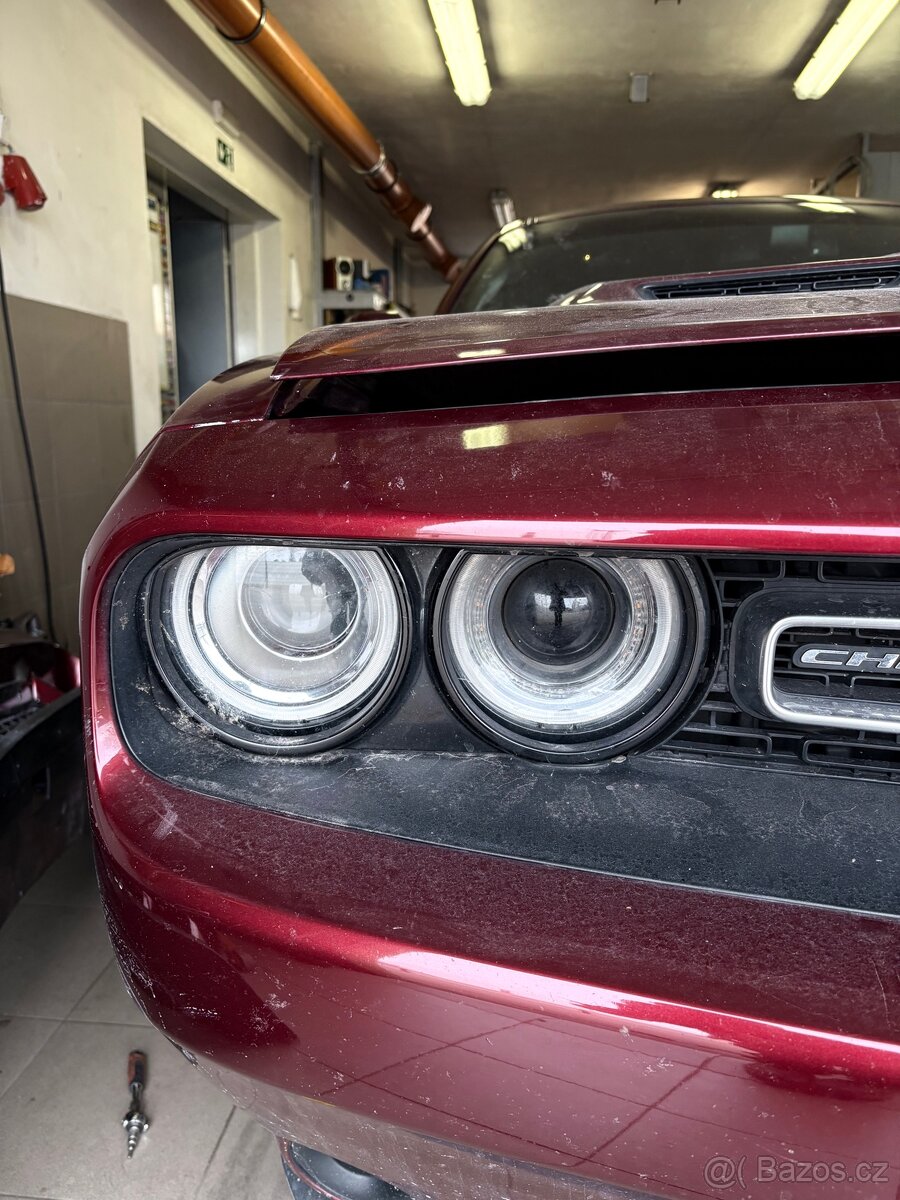 Dodge challenger - 2