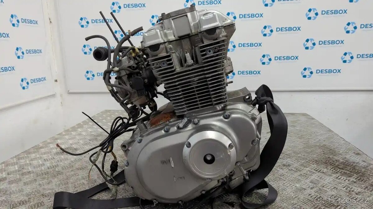 Suzuki GS 500 - 2