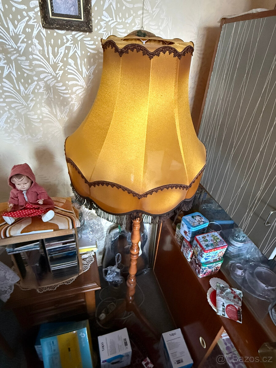 2 ks stojacích lamp - 2